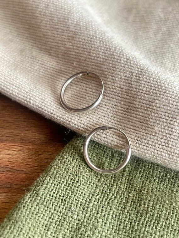 Cute Small Thin Loop Ring Hoop Earrings Solid Ste… - image 3