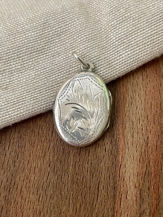 Small Engraved Pendant Locket Sterling 925 Silver… - image 3