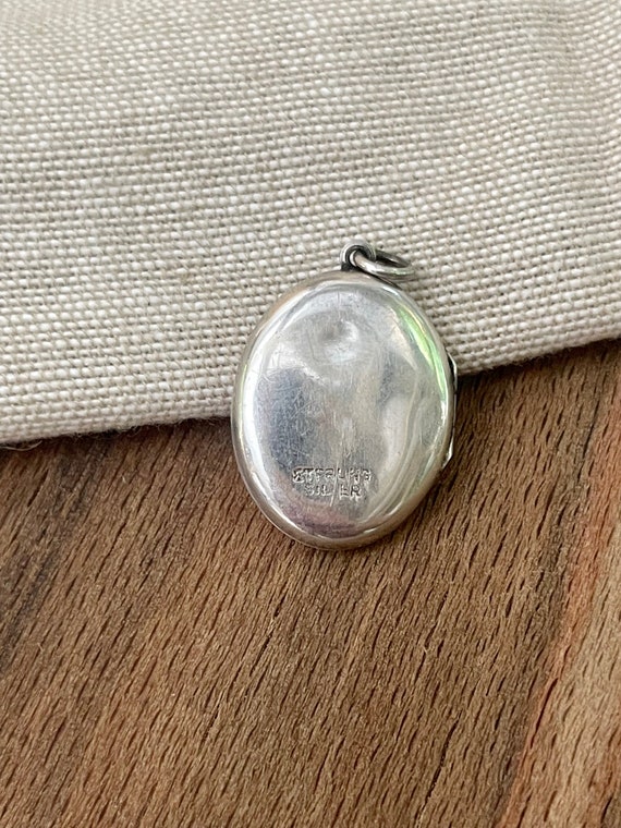 Small Engraved Pendant Locket Sterling 925 Silver… - image 3