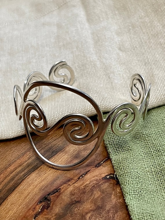 Nice Heavy Chunky Plain Torque Bangle Bracelet So… - image 4