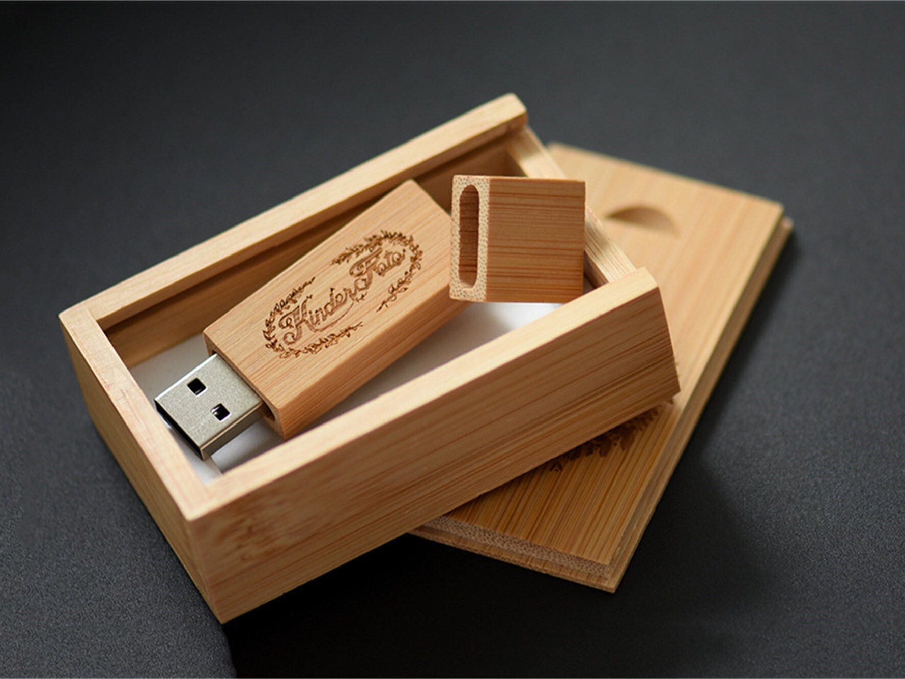 JASTER USB 3.0 flash drive Guitar Pen drive Wooden box Memory stick Free  custom logo Pendrive Creative Wedding gifts 32GB 64GB