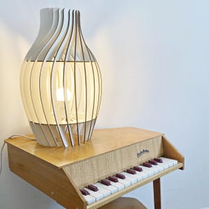 KANSO Luminaire Minimaliste et écologique en carton bois / Lampe à poser / Baladeuse