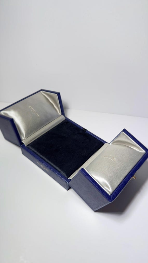 Chaumet Paris Original Necklace Box – Luxury Presentation Case - Etsy