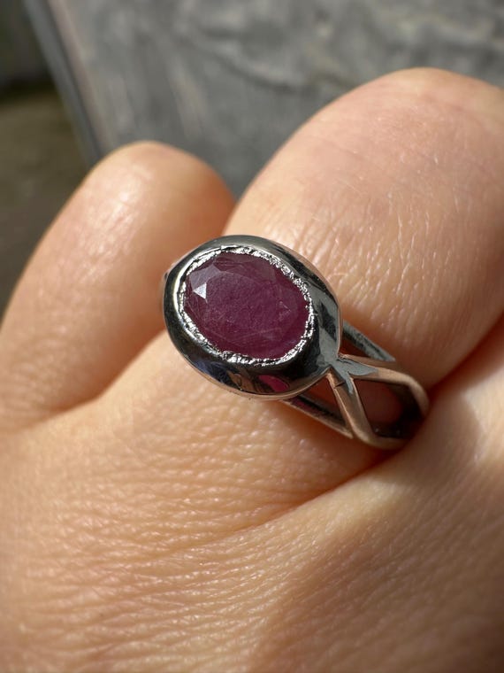 Sterling Silver Ring with Real Ruby | Faceted Ova… - image 7