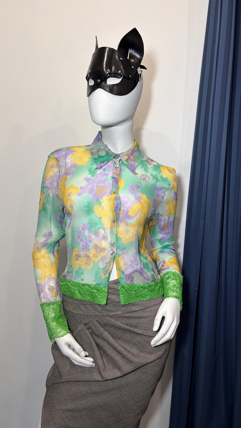 Y2K Cristina Capucci zijden blouse Italiaanse designer zijden blouse met bloemenprint en kanten doorzichtige blouse romantische top IT 44 afbeelding 5