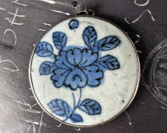 Vintage Ming Dynasty Porcelain Pendant in 835 Silver
