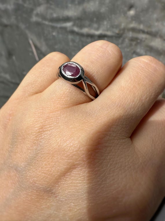 Sterling Silver Ring with Real Ruby | Faceted Ova… - image 9