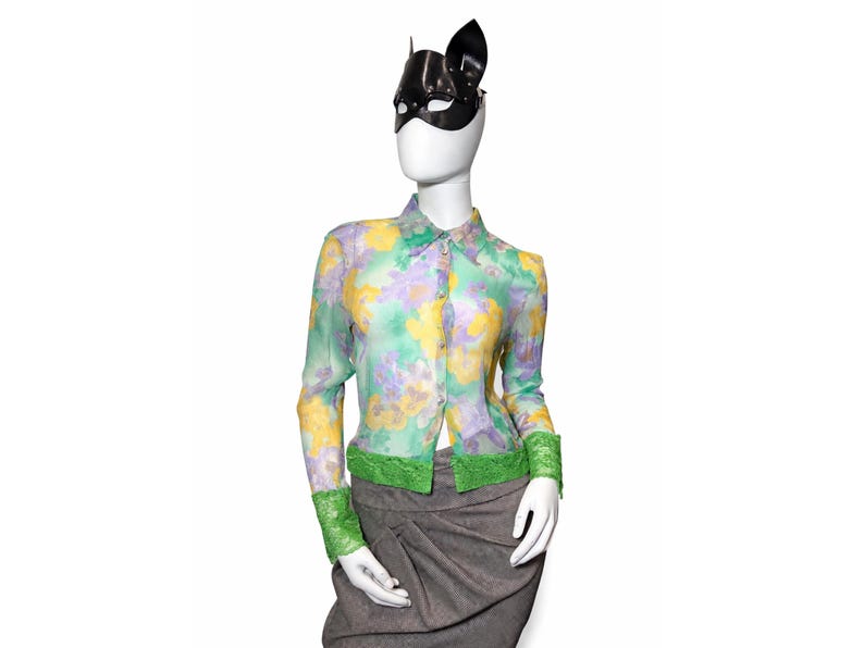 Y2K Cristina Capucci zijden blouse Italiaanse designer zijden blouse met bloemenprint en kanten doorzichtige blouse romantische top IT 44 afbeelding 1