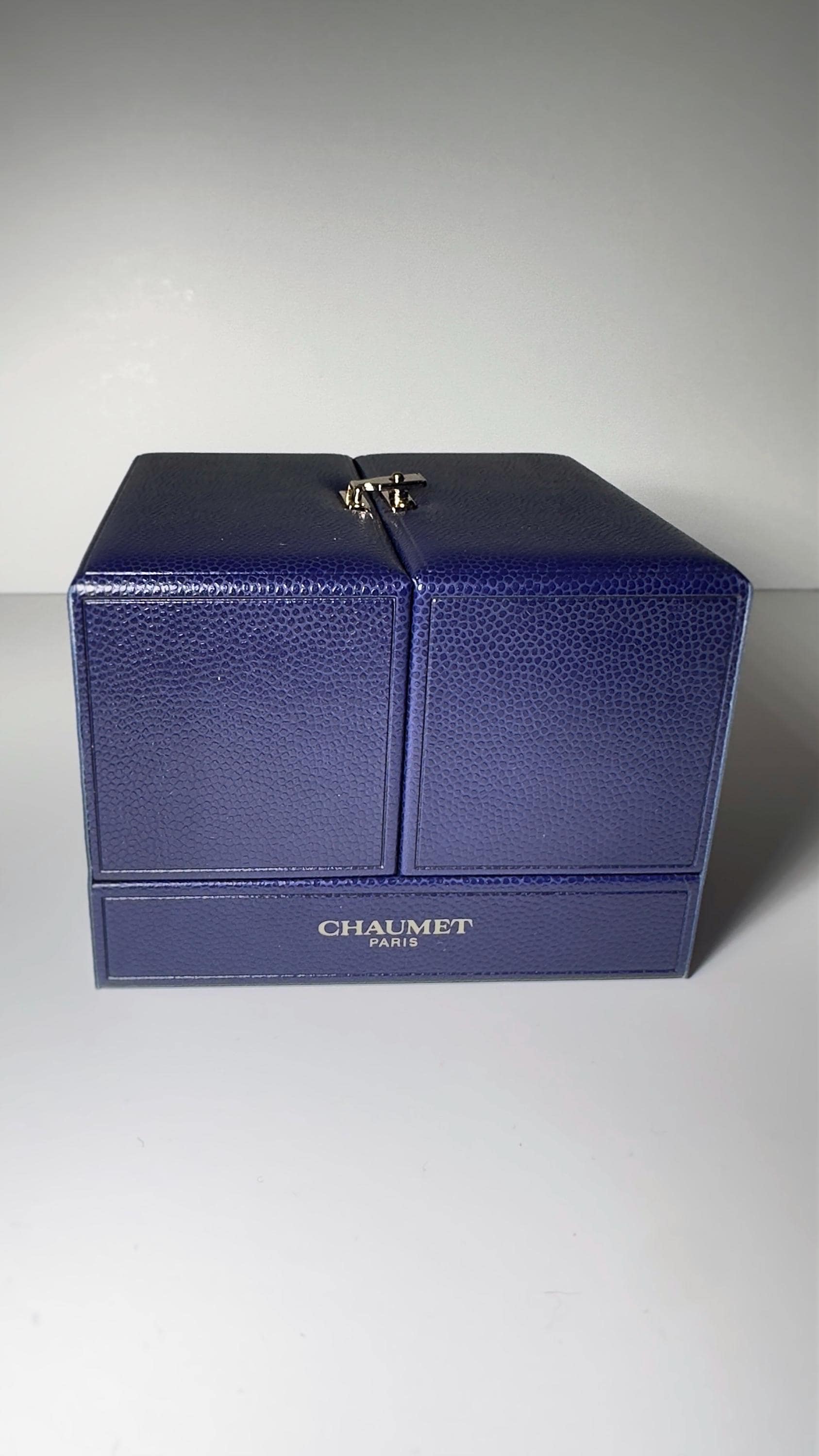 【バラ売可】CHAUMET ギフトボックス 2個セット ネイビー Chaumet Paris Original Necklace Box – Luxury Presentation Case - Etsy
