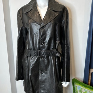 Vintage 1970s FINN FANT Glossy Leather Belted Military Style Jacket Coat XL image 2