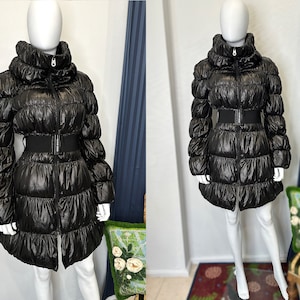 Stylish Y2K MISS SIXTY Black Nylon Lightweight Futuristic Quilted Puffer Coat S