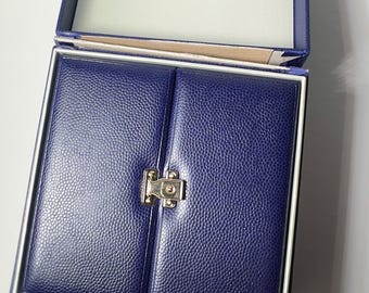 Chaumet Paris Original Necklace Box – Luxury Presentation Case - Etsy