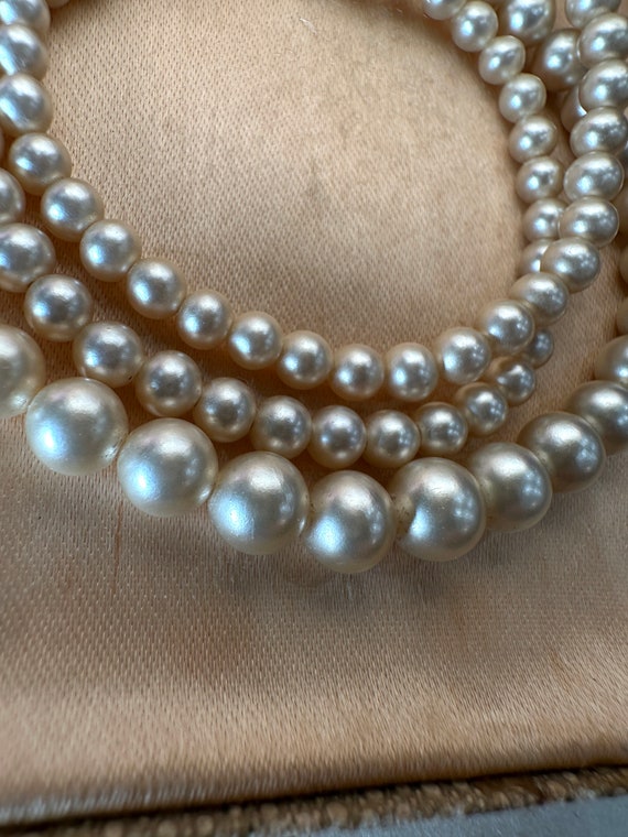 Vintage 1950s CIRO Delicate Faux Pearl Necklace 9… - image 3