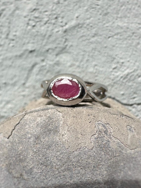 Sterling Silver Ring with Real Ruby | Faceted Ova… - image 2