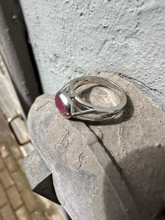 Sterling Silver Ring with Real Ruby | Faceted Ova… - image 3