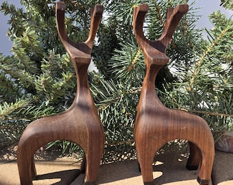 Handmade Hardwood Christmas Reindeer Set: Danish Style Decoration