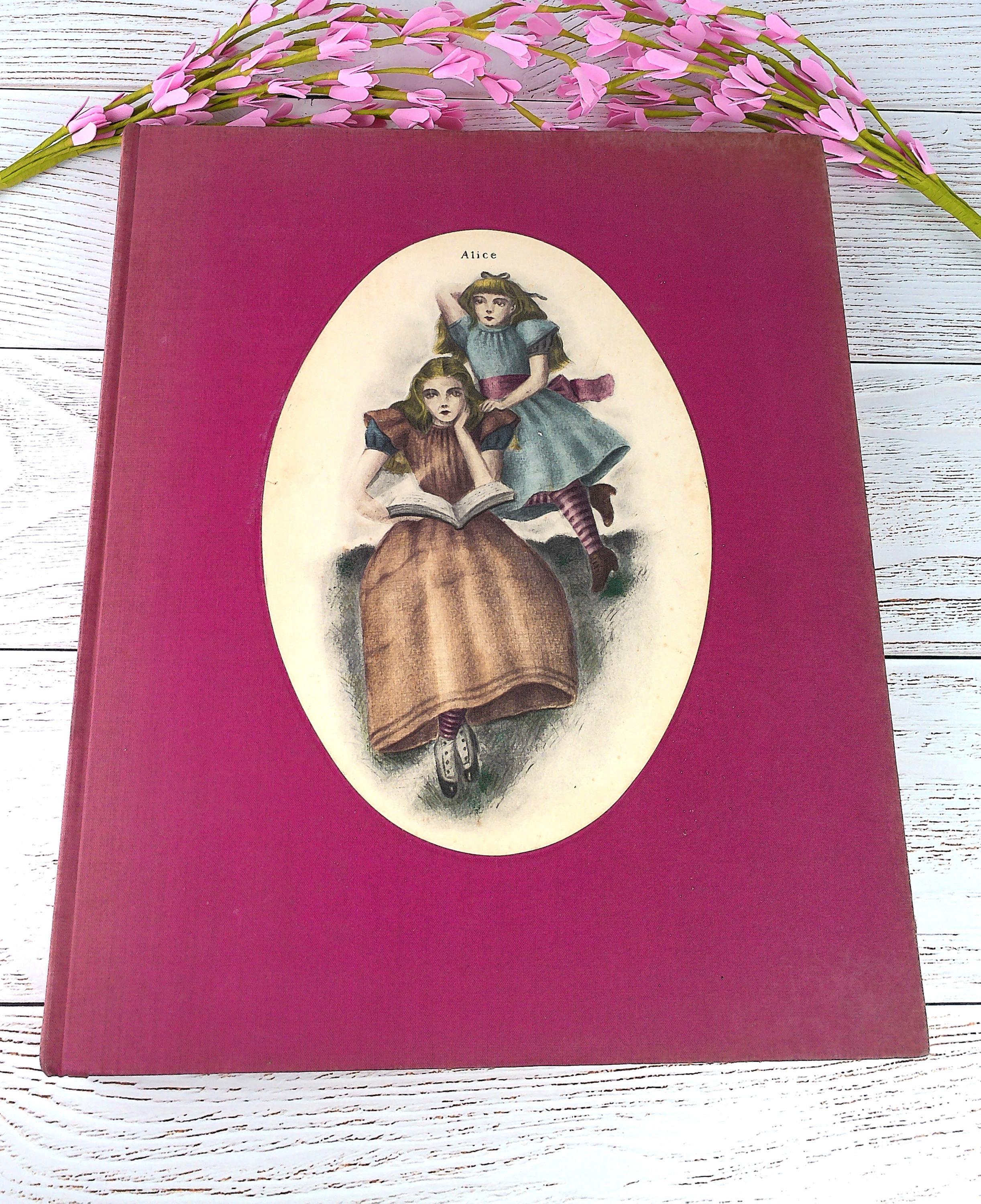 Lewis Carroll, RARE 1974 Alice's Adventures in Wonderland, Special