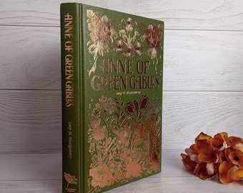Lucy M Montgomery Anne of Green Gables BEAUTIFUL Gift Edition Book Coloured Page Edges Deluxe Hardcover Classic Collectible Book Nice Design
