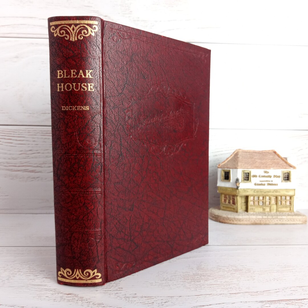 Charles Dickens Bleak House Striking Vintage Classic 1930s Red & Gilt