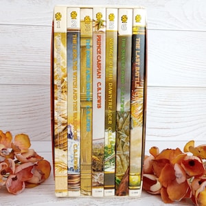 C. S. Lewis, Las crónicas completas de Narnia, excelente colección de siete libros de 1981, en estuche, EXCELENTE ESTADO, ilustrado por Pauline Baynes