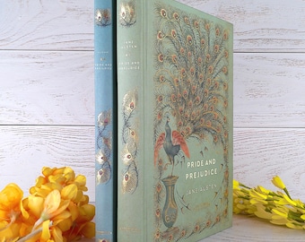 Jane Austen Pride and Prejudice Book with Matching Journal, Cranford Collection Deluxe Hardcovers.