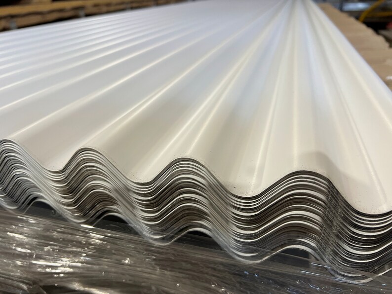 Corrugated Metal Panels in Aluminum and Steel Use for Sheds to Chicke