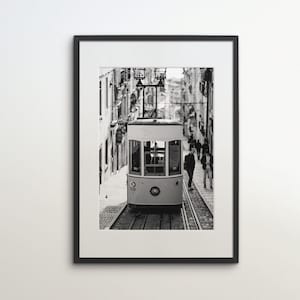 Lisboa, Portugal, Tranvía de la ciudad, Descarga instantánea, Fotografía en blanco y negro, Arte de pared, Cartel de viaje, Impresión de arte portugués, Metro de Lisboa