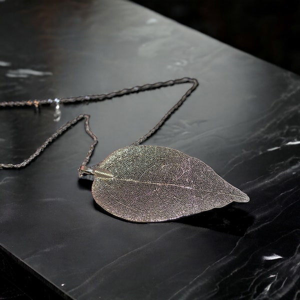 Leaf Necklace Nature's Beauty, 18K Gold-Dipped Leaf. Gold or Silver, Statement Necklace, Perfect Gift For Her, Christmas Present