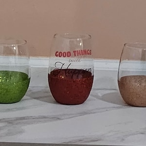 Verre à vin pailleté