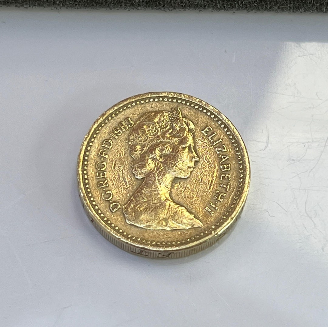 RARE One Pound 1983 Elizabeth II Decus Et Tutamen Etsy UK