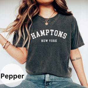 Hamptons Shirt, Hamptons New York Comfort Colors® Shirt, New York Crewneck Pullover, College Style, Unisex Travel Destination Shirt