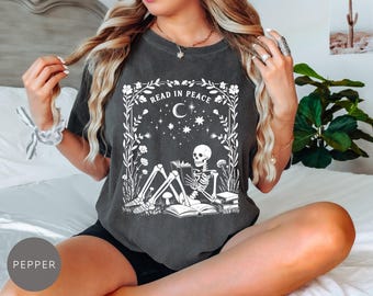 Skeleton Reading Book T-Shirt: Book Lover Halloween Shirt
