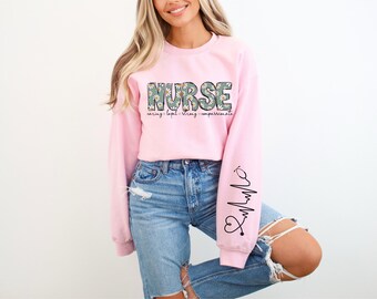 Sudadera floral para enfermera: Suéter Coquette Bow RN, regalo de agradecimiento para enfermeras