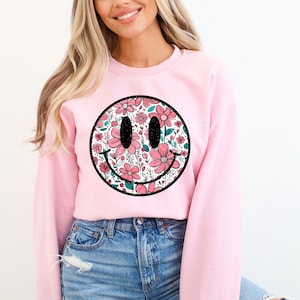 Smiley Face Sweatshirt, Flower Sweatshirt, Retro Smile Face, Trendy Vintage Graphic Hoodie, Cute Smile Sweater, Flower Happy Face Hoodie