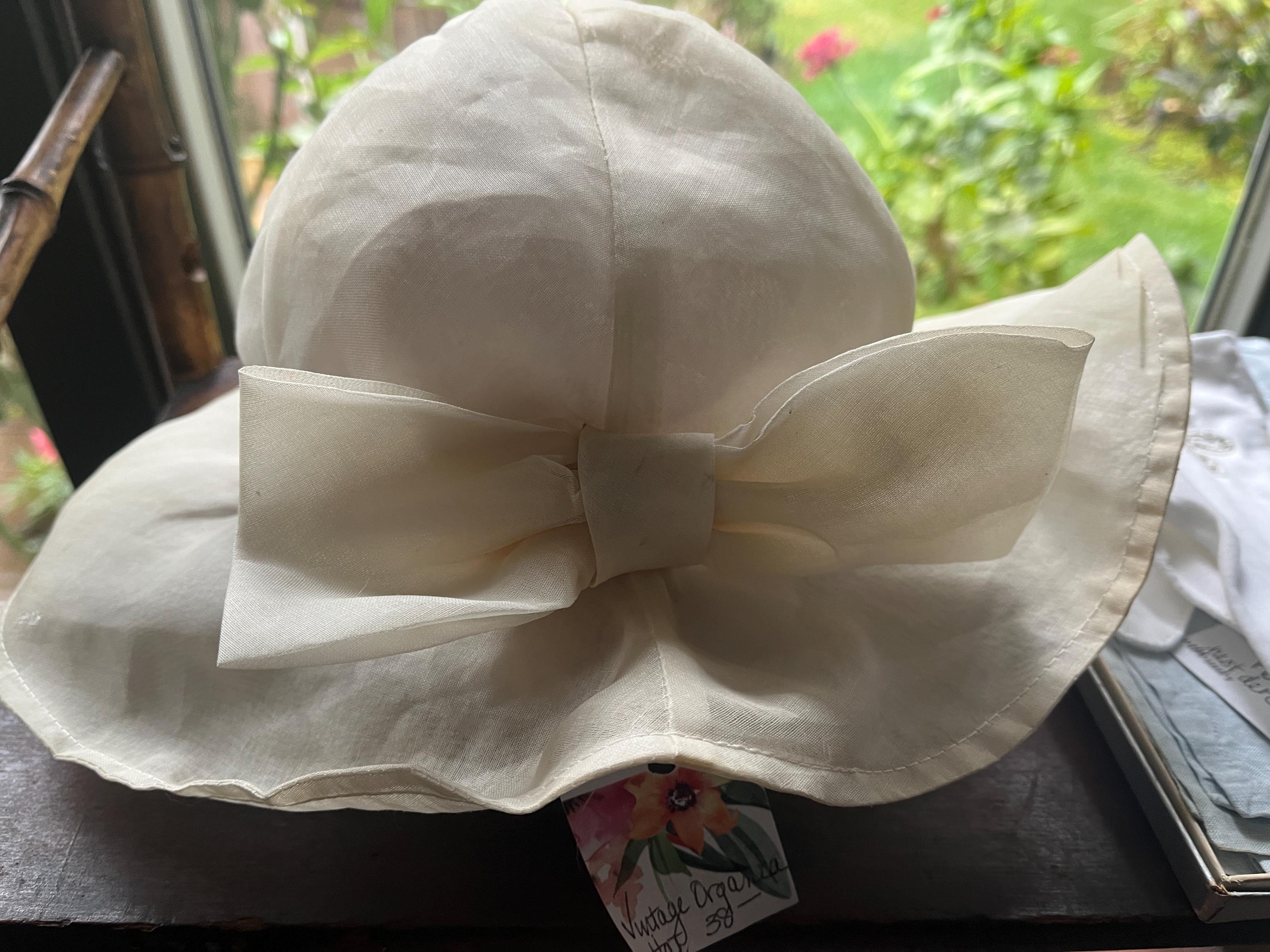 Organza Bucket Hat Antique Victorian Bow Knot in Champagne  display picture 2