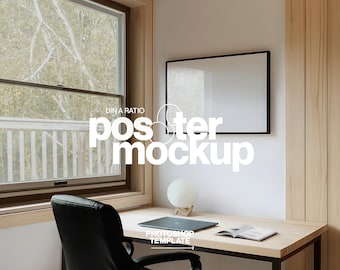 Puede incluir: Un espacio de oficina moderno con un escritorio de madera, un portátil, un libro abierto y una lámpara decorativa. Un póster enmarcado en negro cuelga de la pared. El texto "DINA RATIO poster mockup" es visible. Una silla de oficina negra está presente.
