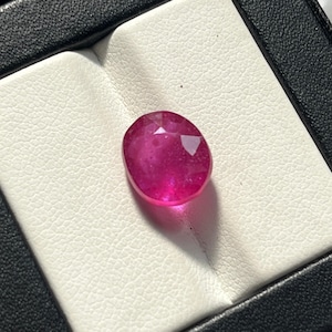 7.5 Cts. Oval Cut Ruby Gemstone: Glass Filled (10x9x5 MM)