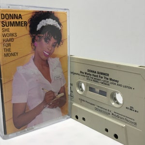 Donna Summer - Ela trabalha duro pelo dinheiro