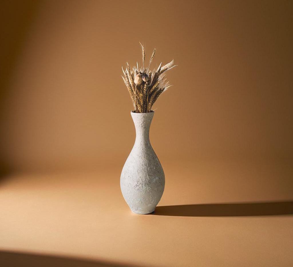 古びた粘土の装飾容器、ベージュの素朴な花瓶 - Etsy 日本