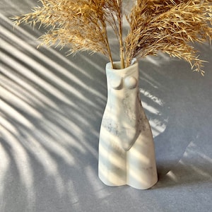 Abstract Female Body Vase for Dry Dried Flowers, Nordic Minimalist Decor Woman Body Sculpture Gypsum Vase, Makeup Brush Holder Pencil Pot