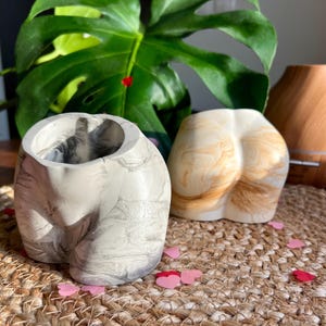 Vaso per fiori secchi a forma di corpo femminile, vaso in gesso per scultura del corpo femminile, portapenne per il trucco Bum Butt