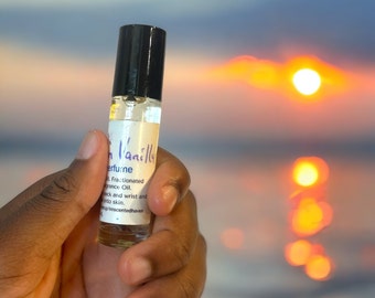 Roll on Perfume| Natural Perfume Oil| Perfume Oil| Handmade| Fragrance Oil| Roll on| Scented Oil| Oils | Perfume Oils