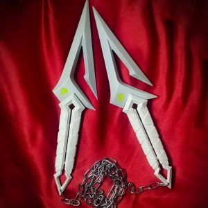 Valorant Kuronami Knife White Replica, Customizable Glow Stand Gift, Unique Christmas Gift-Decor,Gift For Her Him,Cosplay Prop, Martial Arts