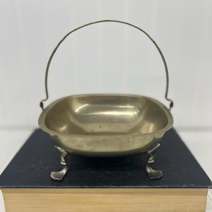 Vintage Pairpoint Silver-Handled Candy Dish – Elegant Silver Serving Bowl for Holidays, Parties, or Entertaining | Antique Silver Dish
