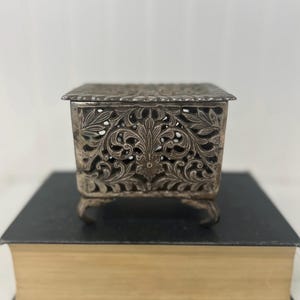Rare Vintage A Jour Pewter Footed Jewelry Box with Floral Motif – Intricate Handcrafted Vanity Box – Ornate Flower Collectible Box - Pewter