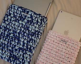 IPAD/LAPTOP SLEEVES