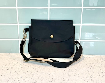 Handgemachte Leder Gürteltasche, Bauchtasche, Hipster, Crossbody Tasche - Schwarz