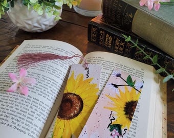 Segnalibro Girasole: Arte floreale ad acquerello personalizzata con nappa