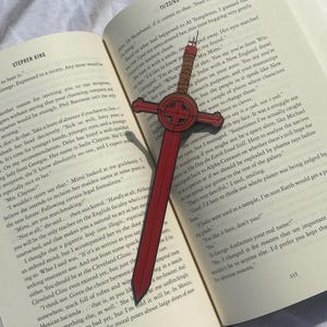 Adventure Time Blood Sword Bookmark | 3D Printed Finn’s Demon Sword | Fantasy Book Accessory | Geeky Gift for Readers | Sword Book Marker