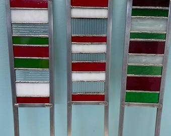 Stained Glass Plant Stake: Colorful Garden Art